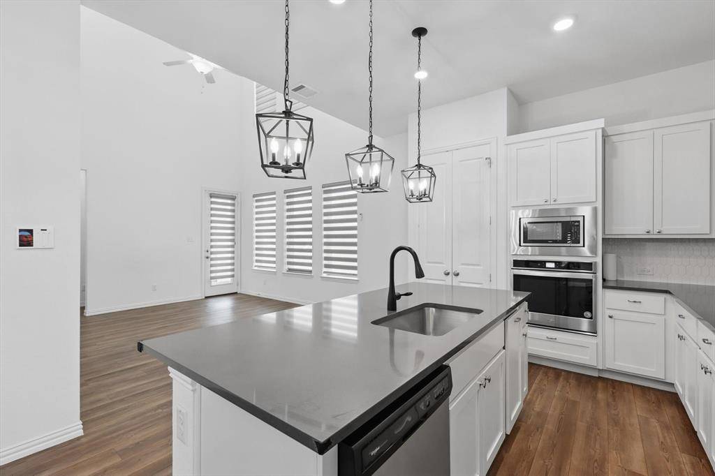 211 Harper Street, Irving, TX 75063