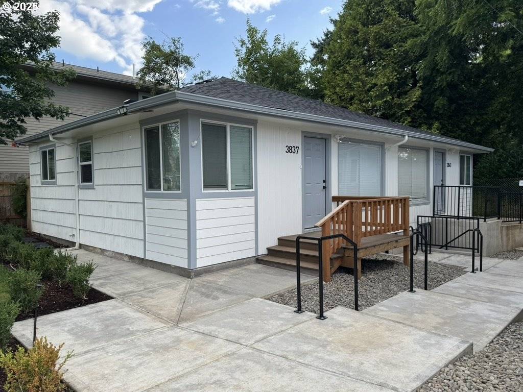 3823 SE 52ND AVE, Portland, OR 97206