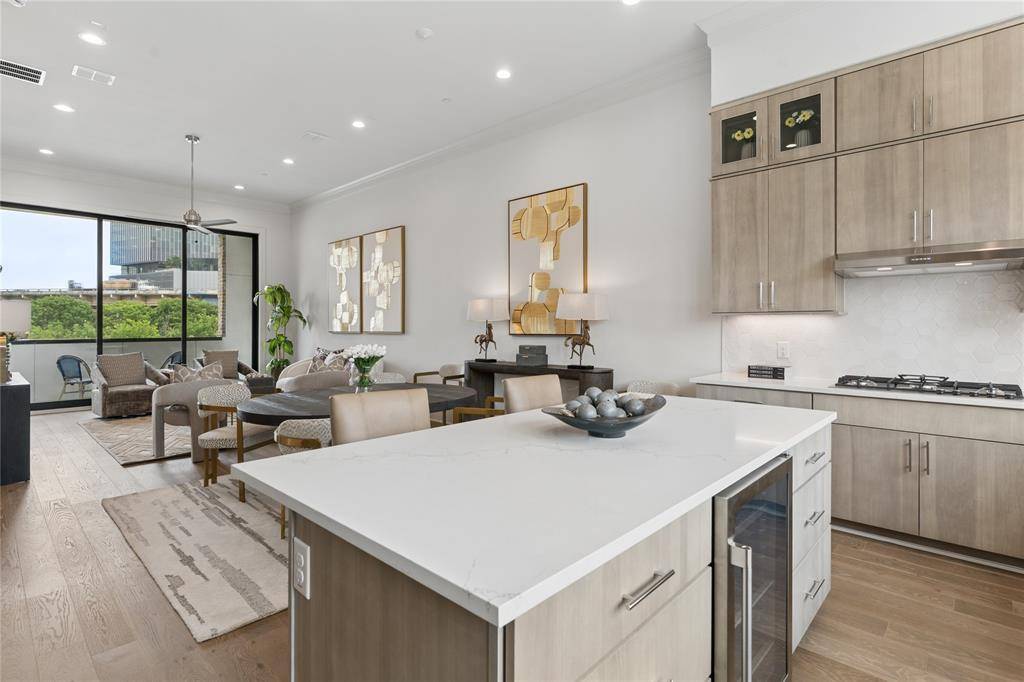2401 Canton Street #1005, Dallas, TX 75201