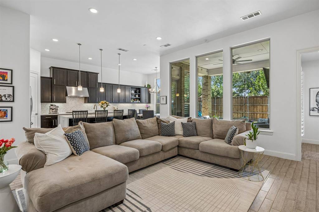 4671 Crossvine Drive, Prosper, TX 75078