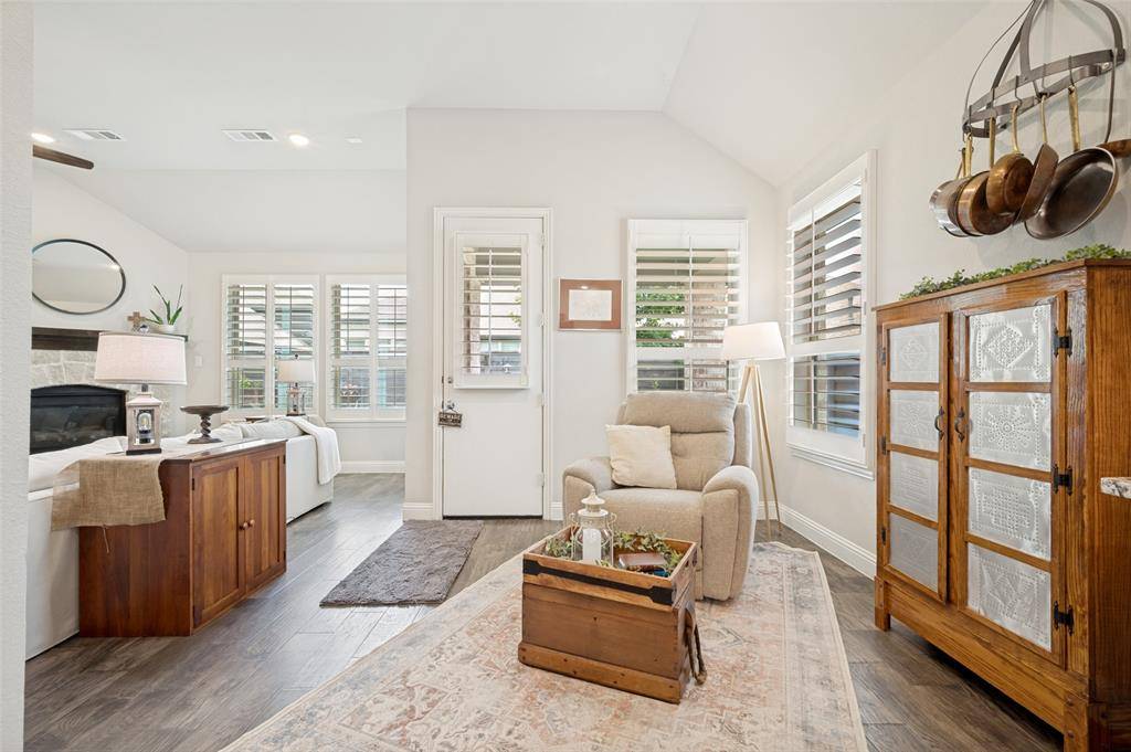 1020 Knoll Street, Little Elm, TX 76227