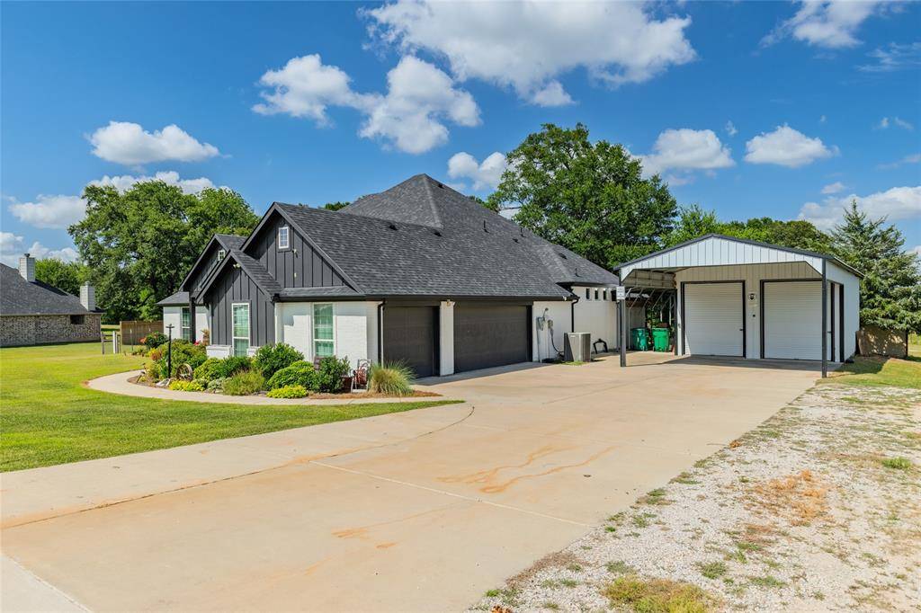 2902 Canvas Back Drive, Greenville, TX 75402