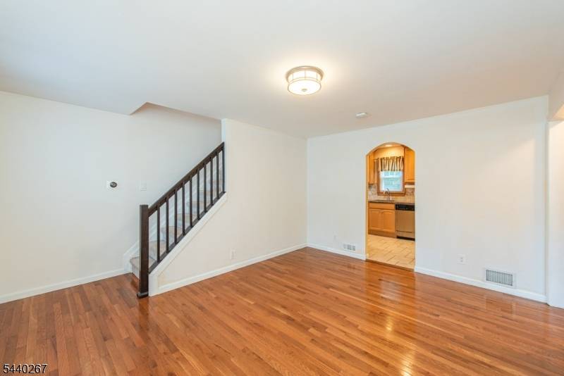 5 Hillside Ave, Mine Hill Twp., NJ 07803