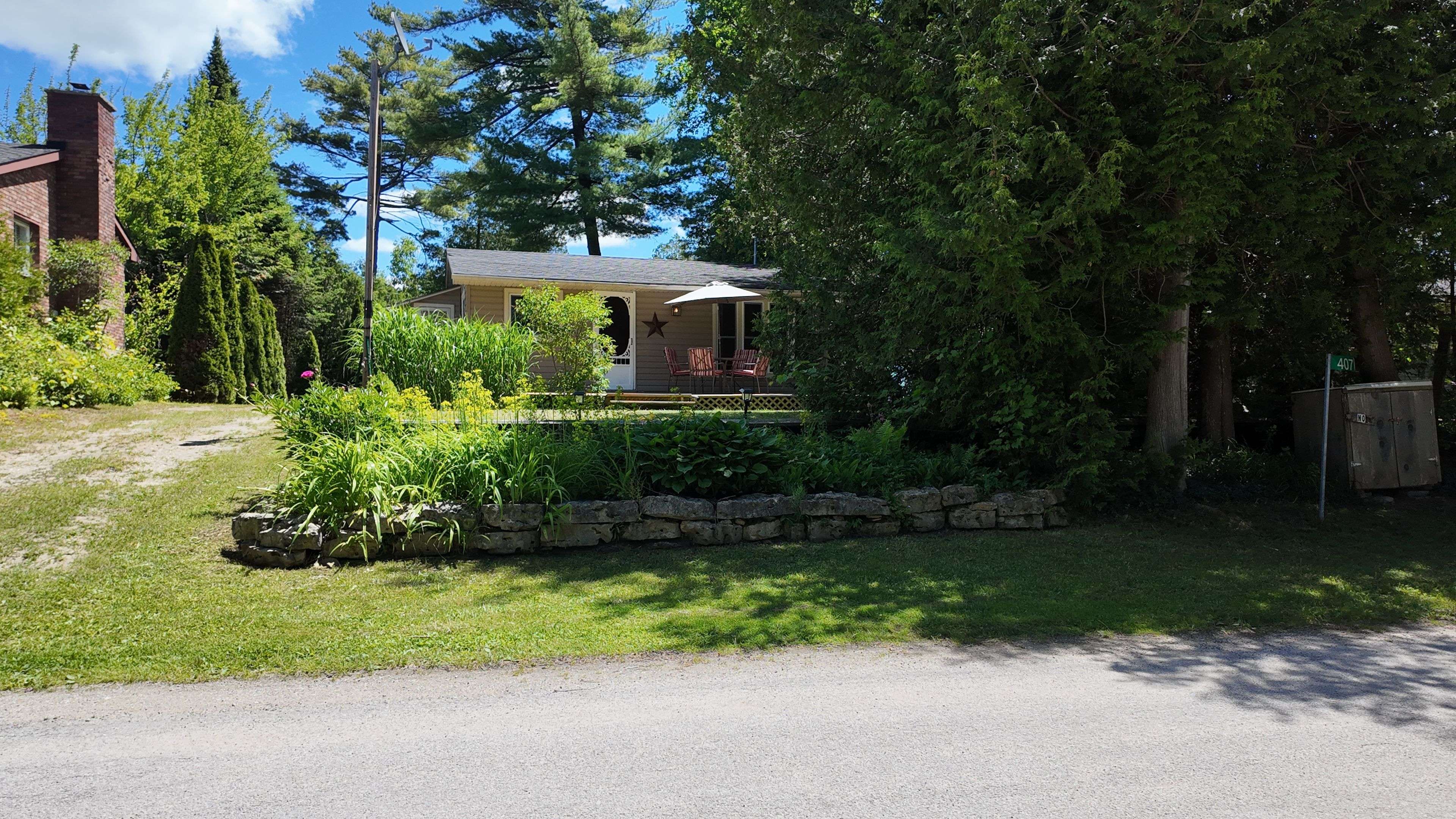 407 Third AVE N, South Bruce Peninsula, ON N0H 2G0