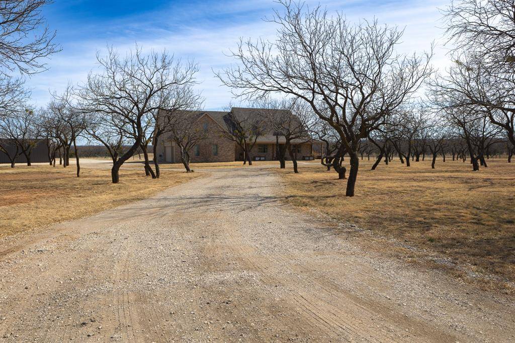 213 Crooked Creek Road, Abilene, TX 79602