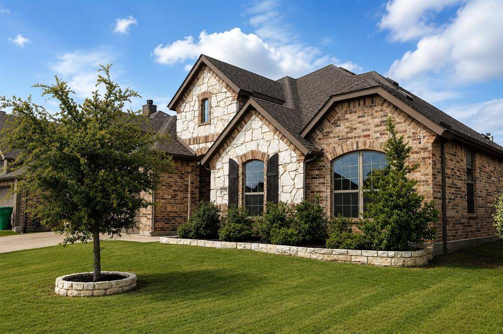 279 Paluxy Street, Burleson, TX 76028
