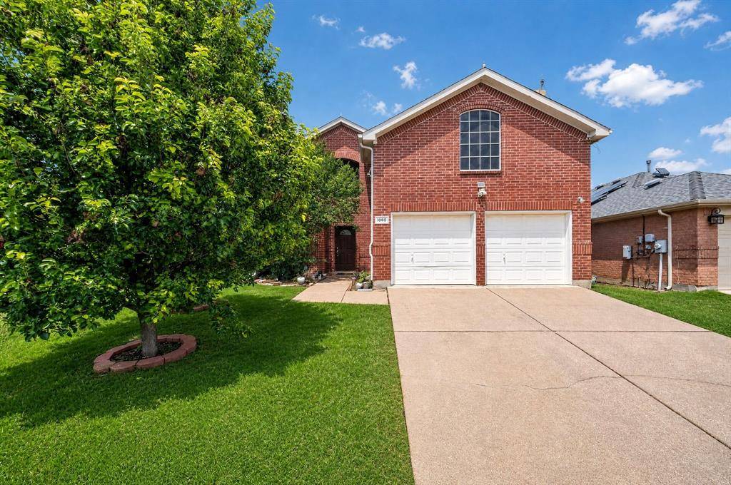 1060 Westbrook Court, Grand Prairie, TX 75052
