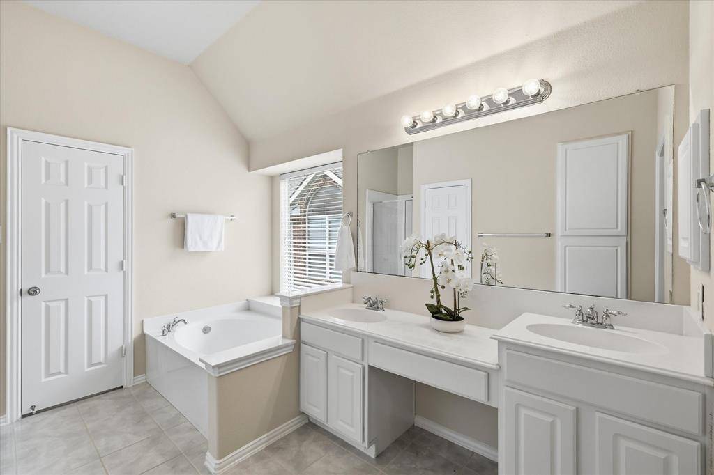8004 Blacktail Trail, Mckinney, TX 75070