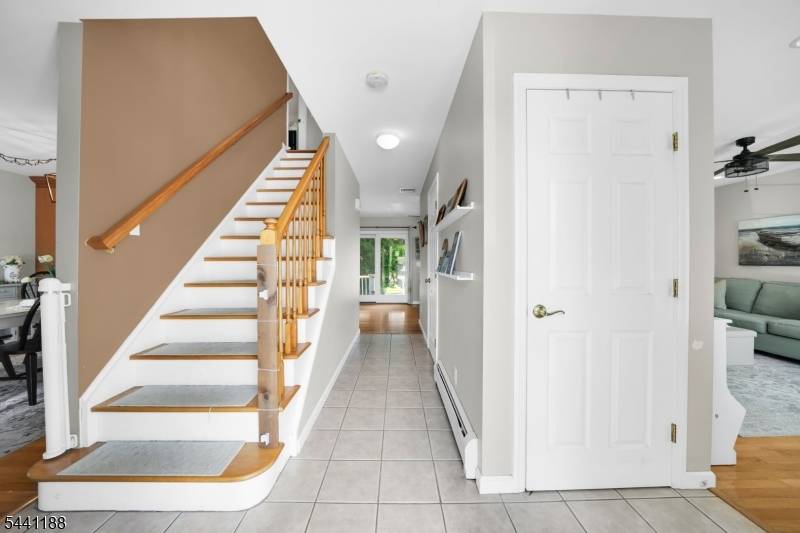 2 Brights Point Rd, Jefferson Twp., NJ 07849