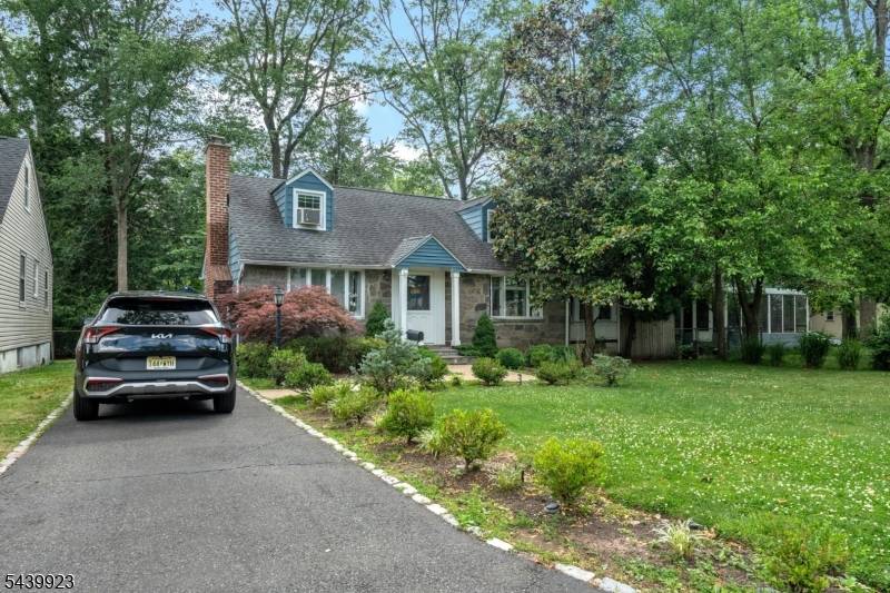 958 Leland Ave, Plainfield City, NJ 07062