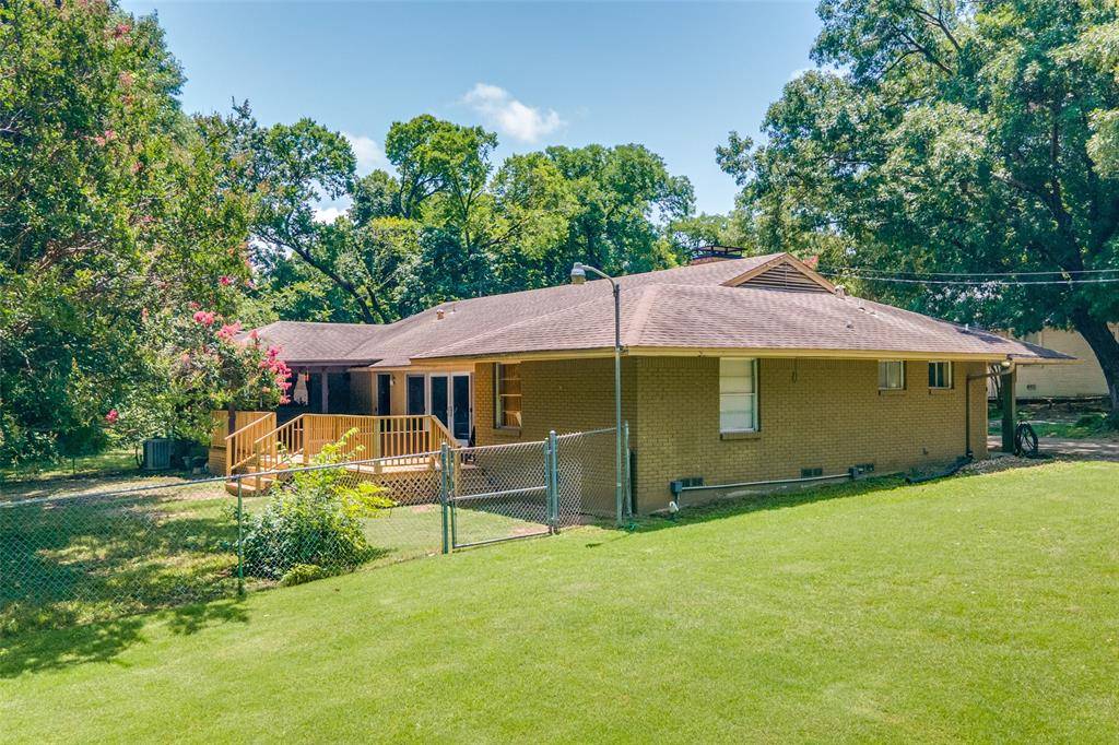 800 Harter Road, Dallas, TX 75218