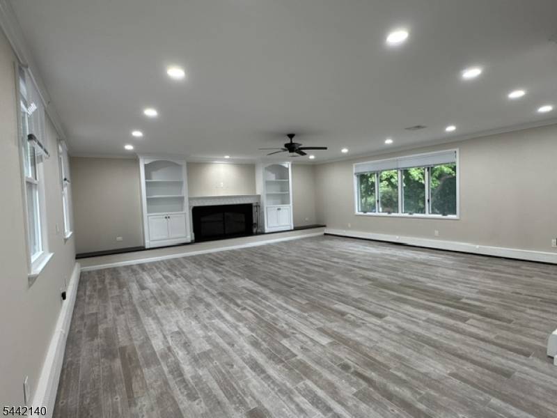 68 Nolans Point Park Rd, Jefferson Twp., NJ 07849