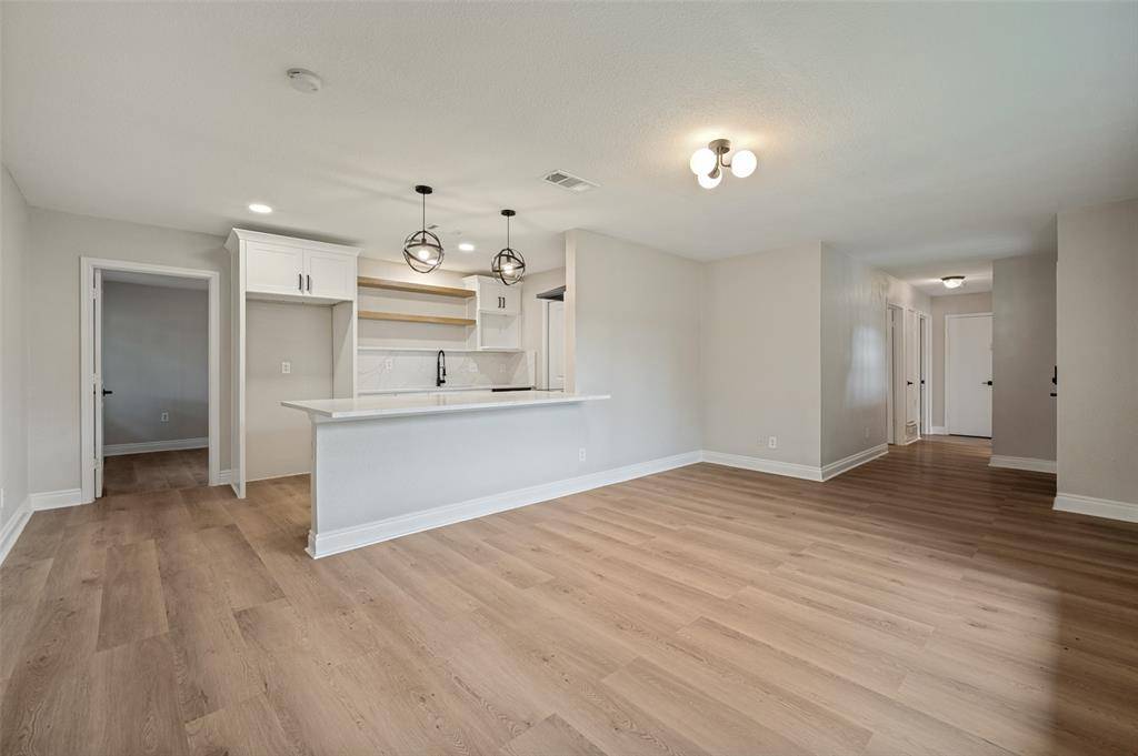 901 Meadow Mead Drive, Allen, TX 75002