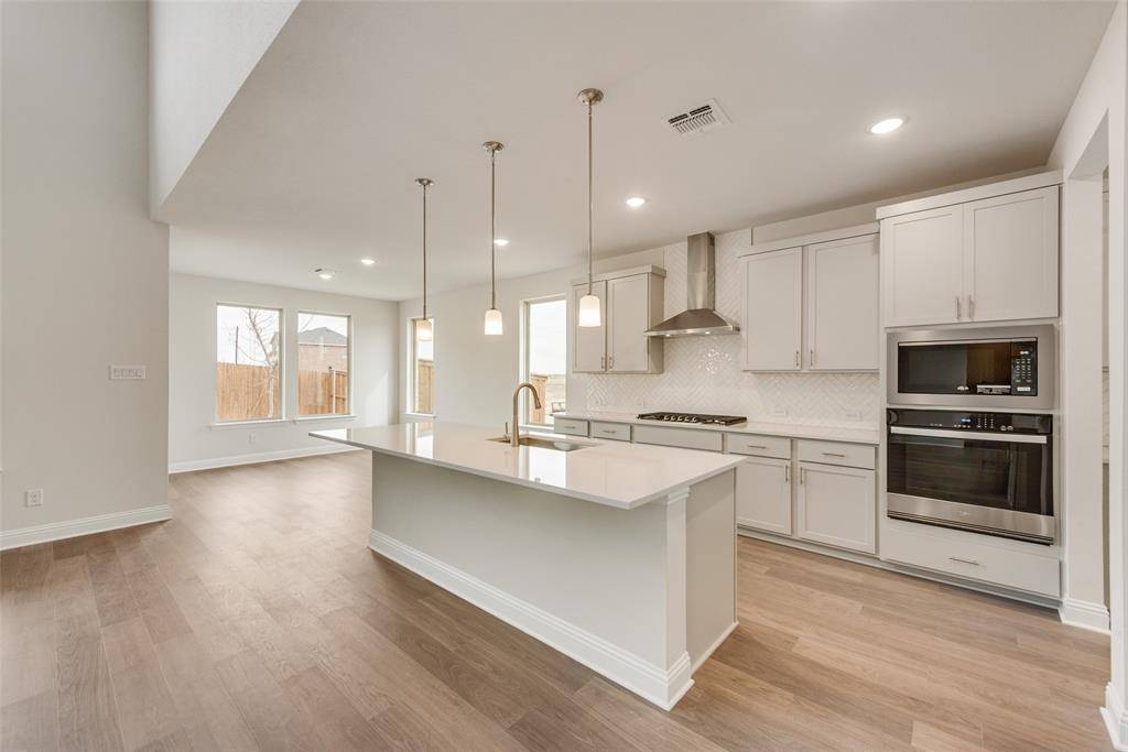 5701 Ferrers Drive, Celina, TX 76227