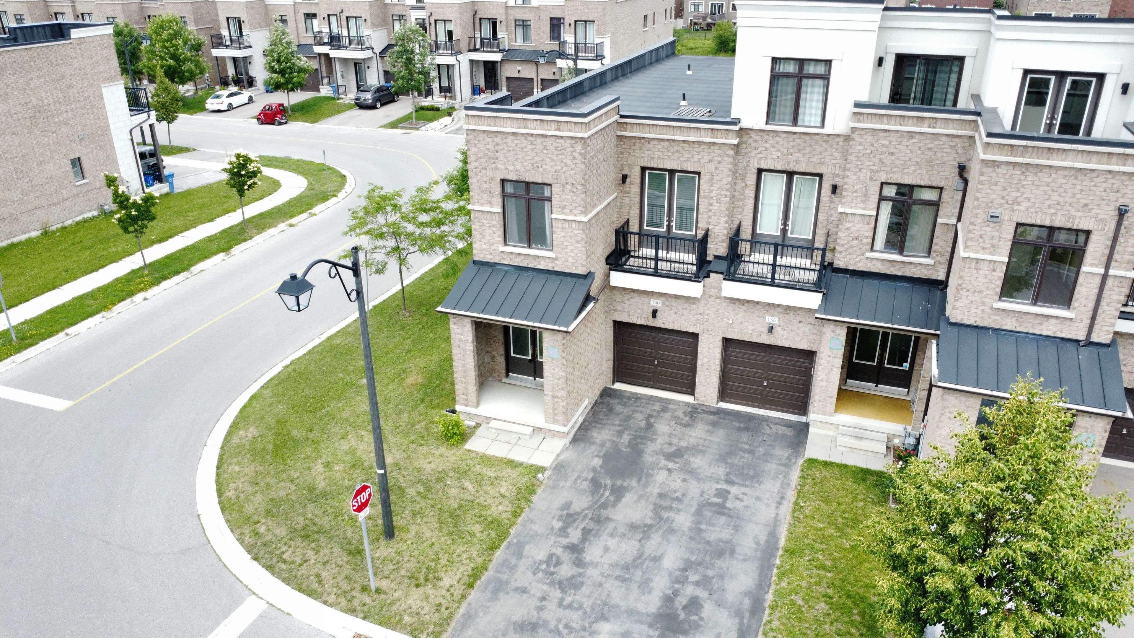 140 Elyse CT, Aurora, ON L4G 1H4