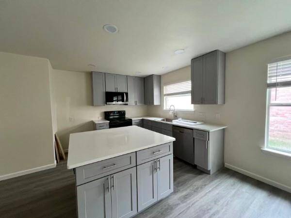 9221 Goldenview Drive, Fort Worth, TX 76244