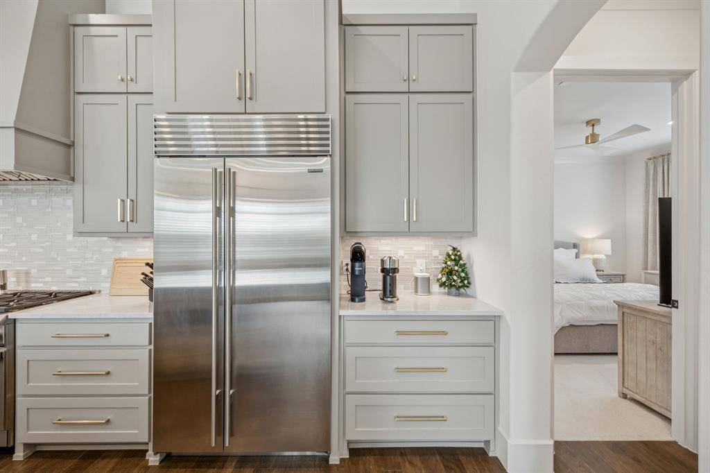 6801 Corporate Drive #B16, Plano, TX 75024