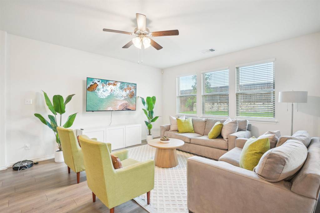 2805 Brazos Drive, Little Elm, TX 75068
