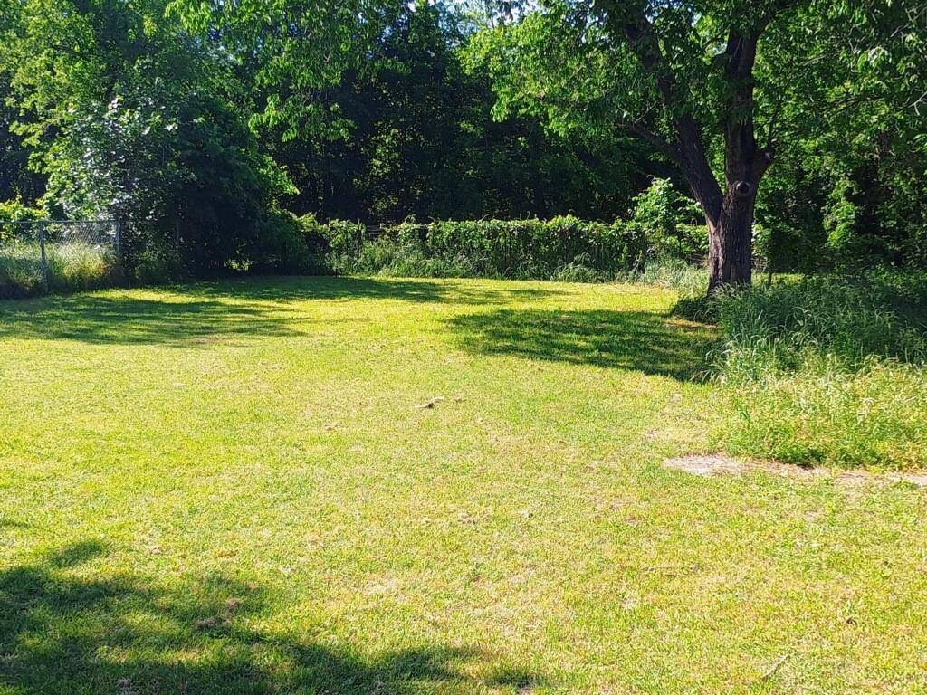 612 W 16th Avenue, Corsicana, TX 75110