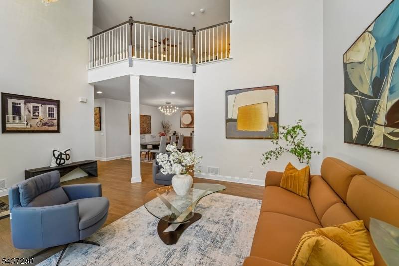 76 Schindler Way, Fairfield Twp., NJ 07004