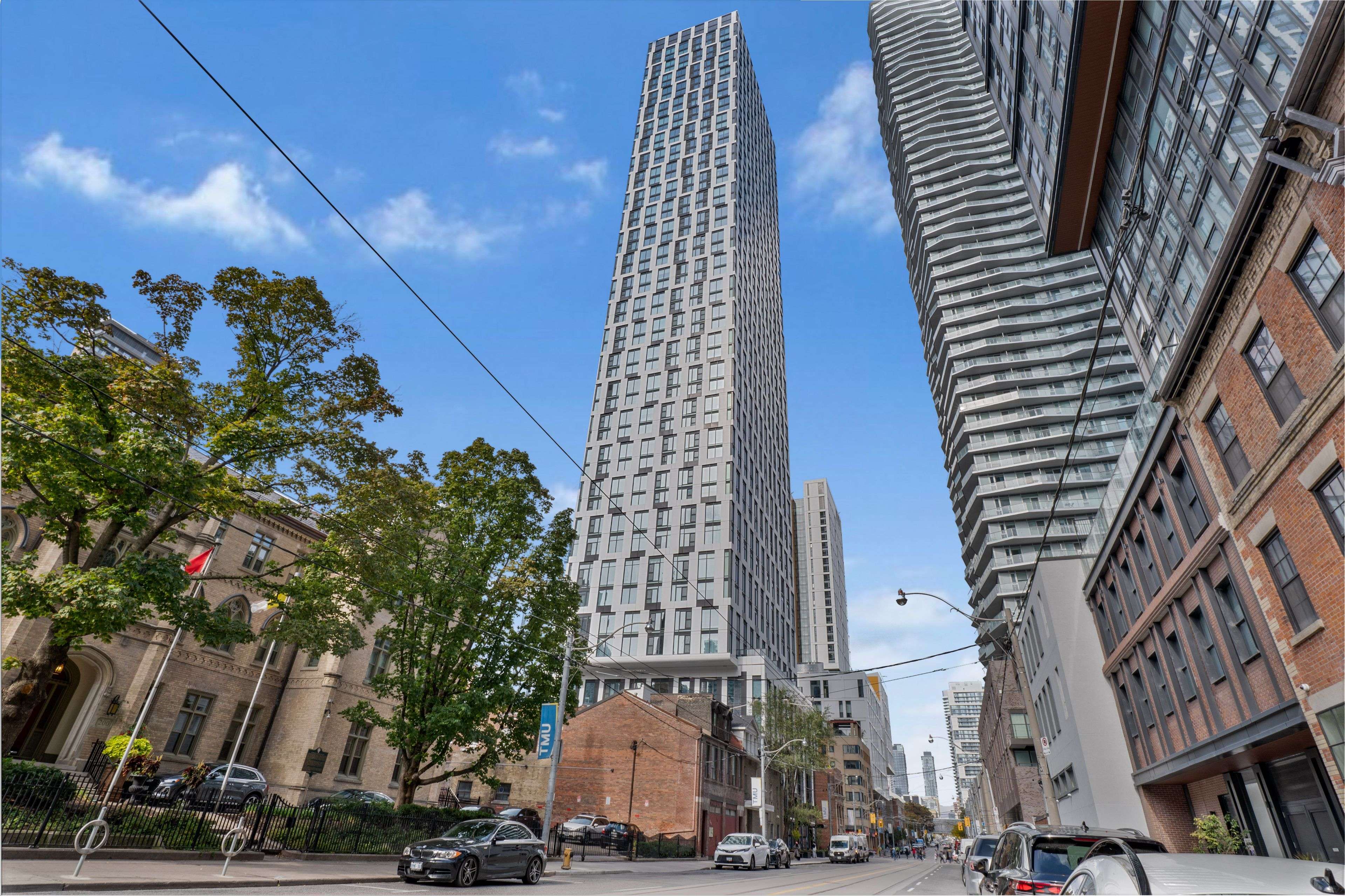 252 Church ST #1901, Toronto C08, ON M5B 0E6