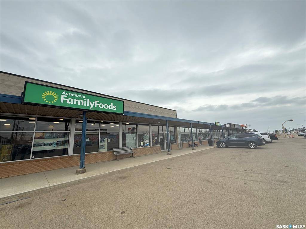 100 1st AVENUE W #112, Assiniboia, SK S0H 0B0