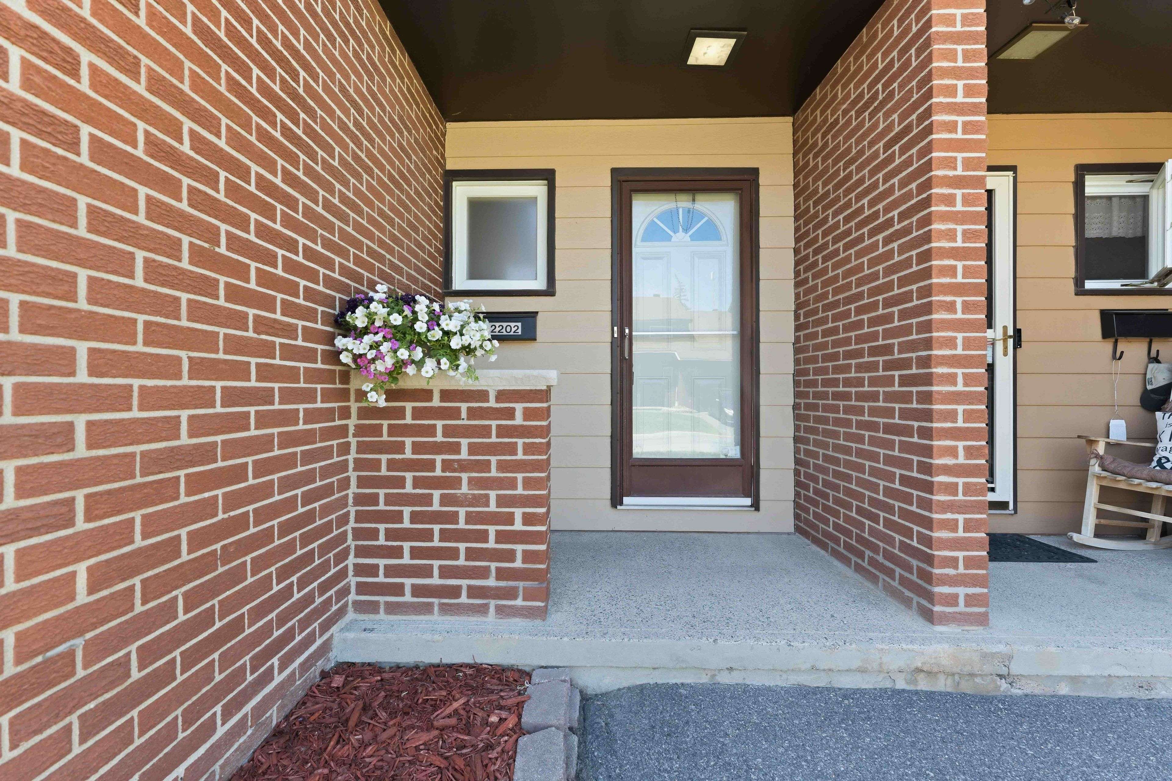 2202 Orient Park DR #48, Blackburn Hamlet, ON K1B 4W2