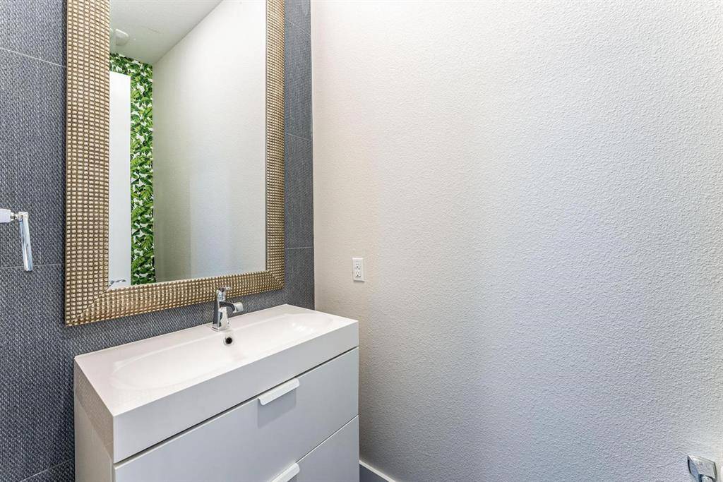4013 Ivanhoe Lane, Dallas, TX 75212