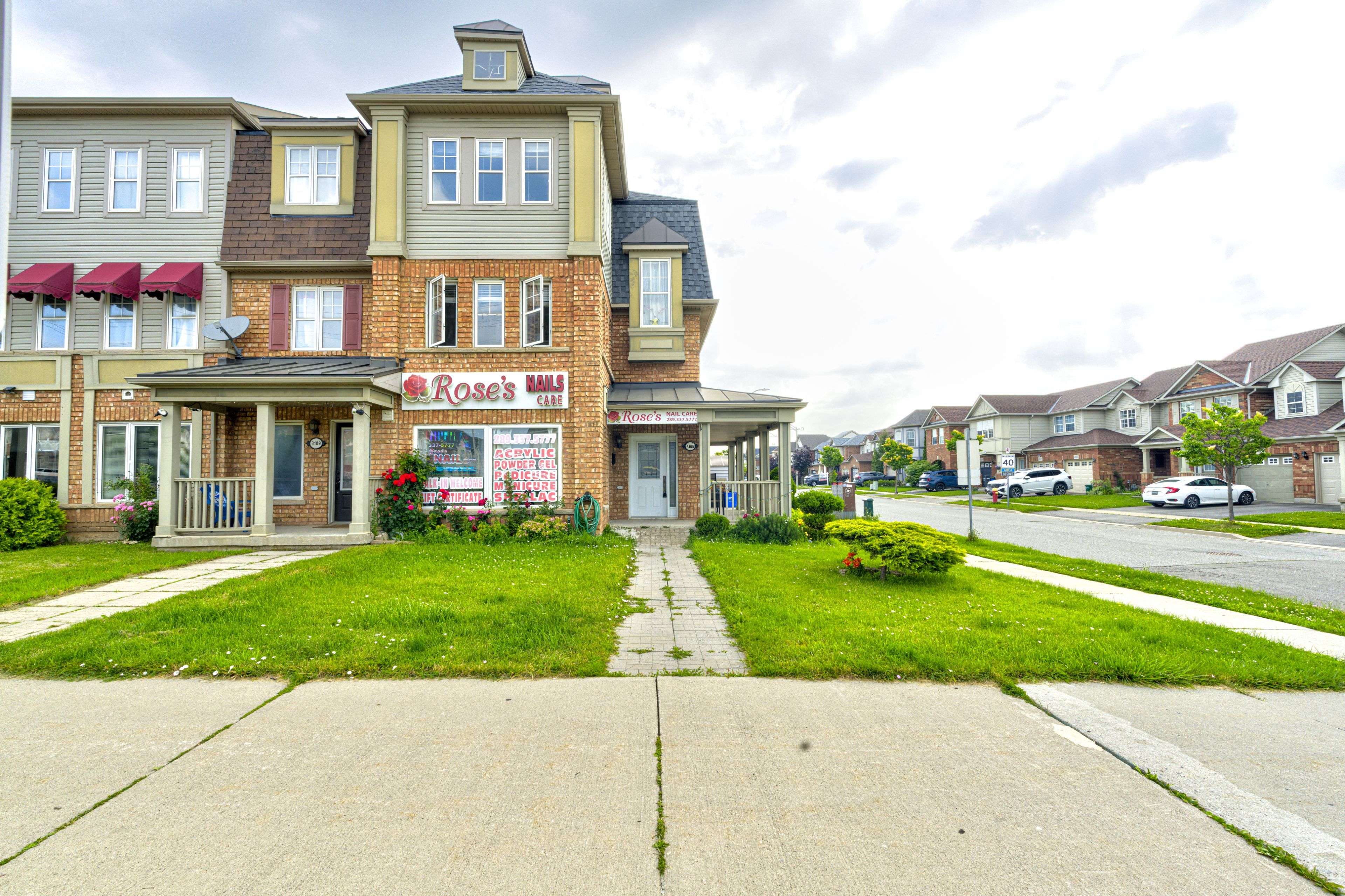 3105 Walker's Line, Burlington, ON L7M 0E1