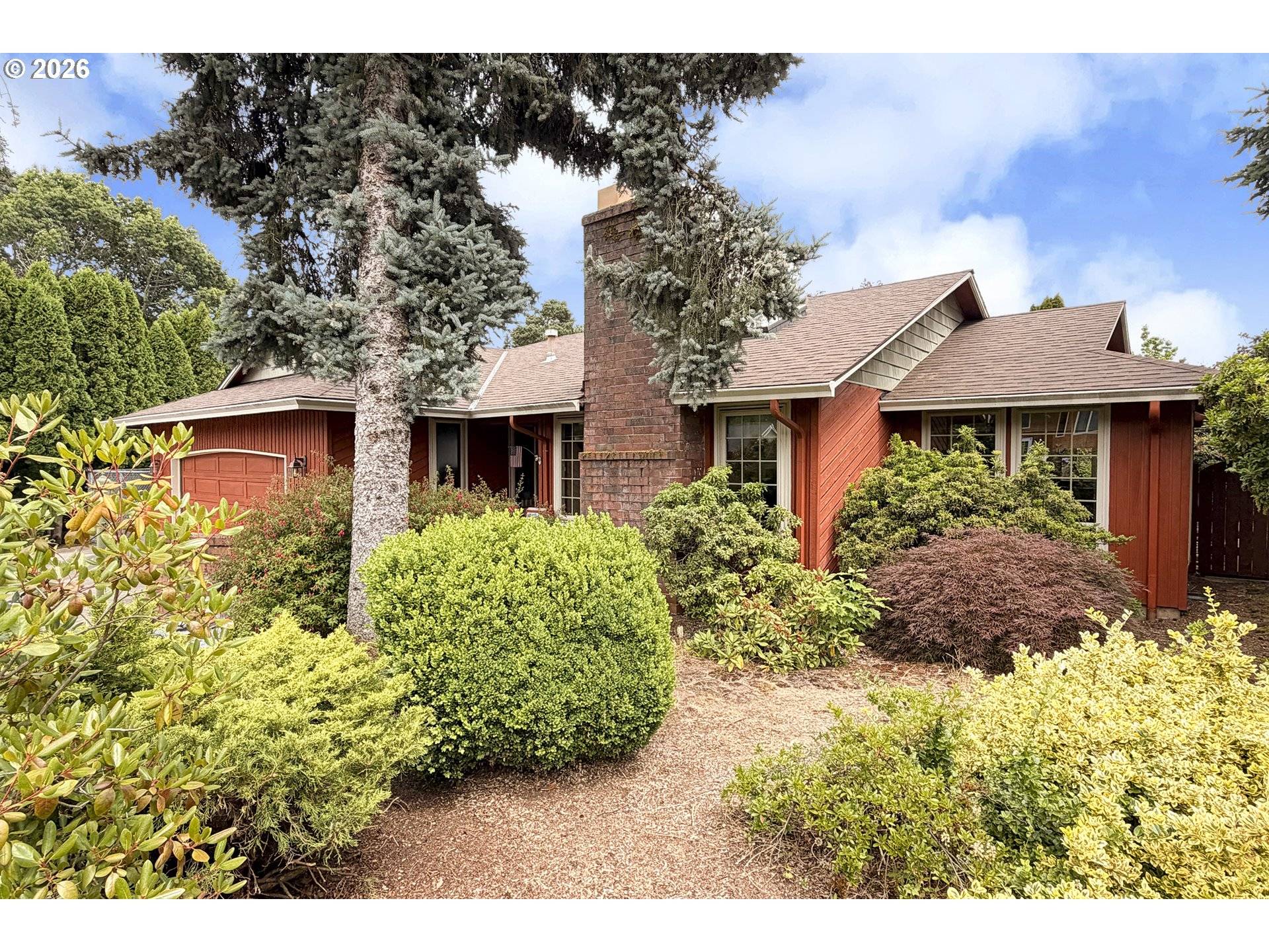 18190 DAVIS ST, Sandy, OR 97055