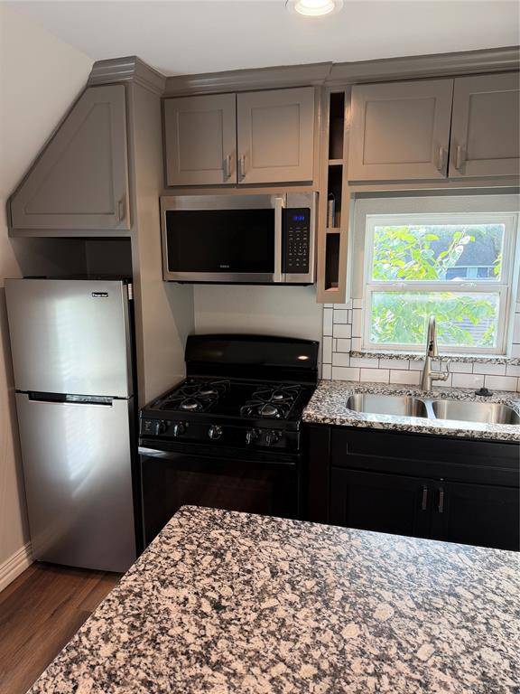 106 W Hull Street #200, Denison, TX 75021