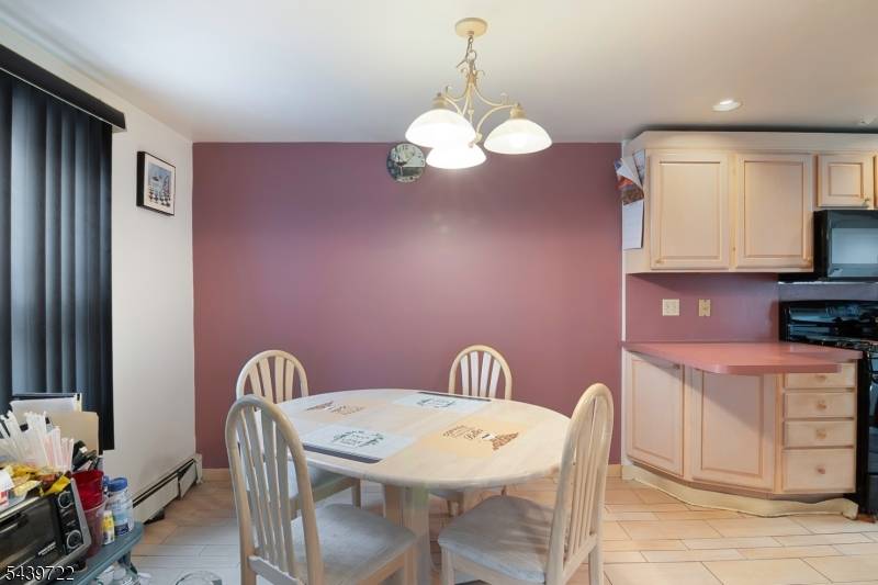 405 Kingsland Ave, Lyndhurst Twp., NJ 07071
