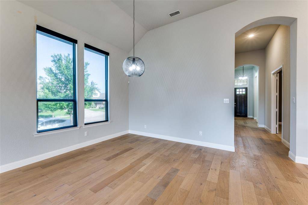 905 Longbranch Way, Aubrey, TX 76227