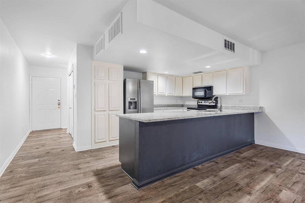 438 Yacht Club Drive #C, Rockwall, TX 75032