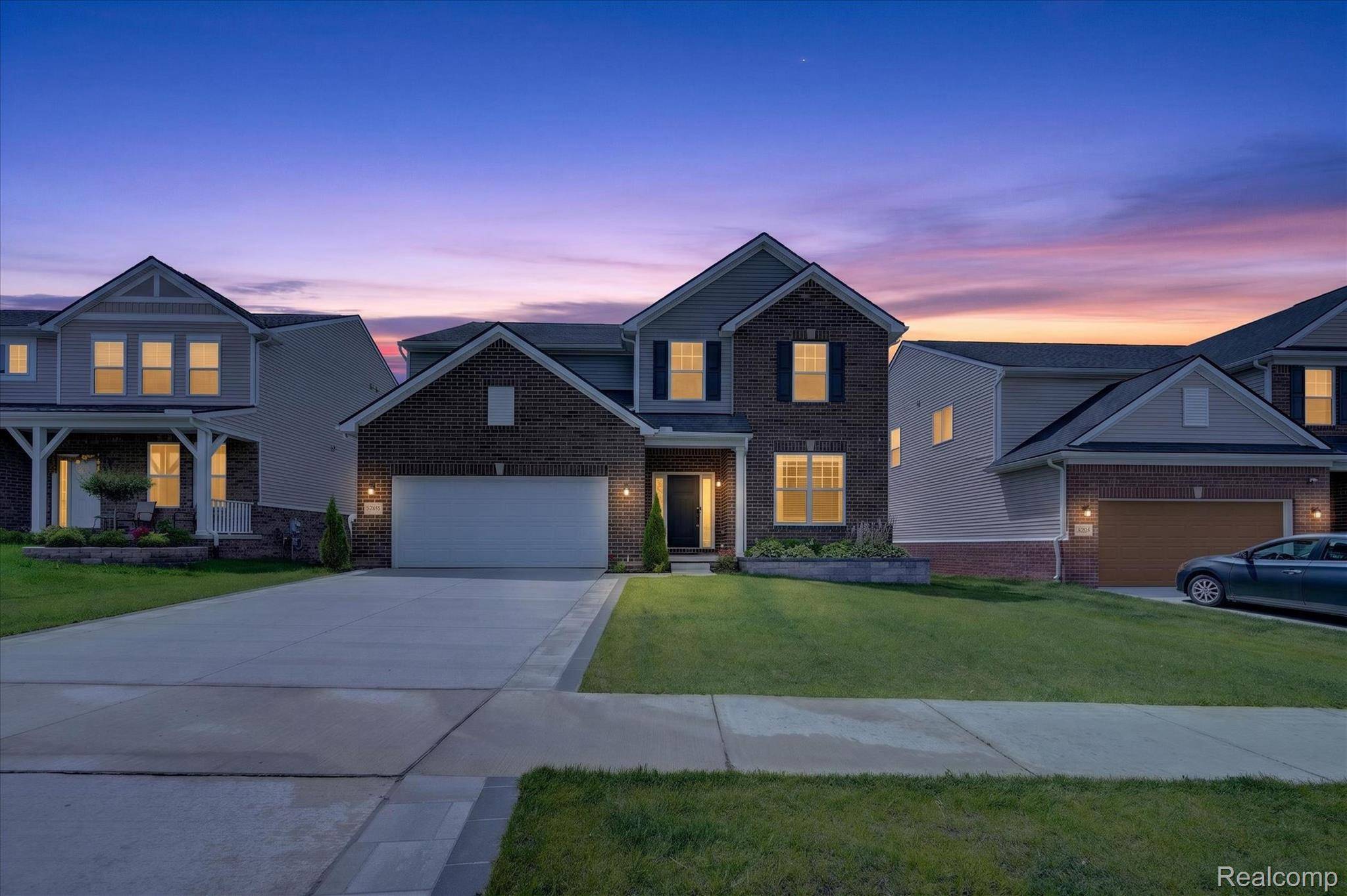 20983 Calabrese DR, Lyon Charter Township, MI 48178