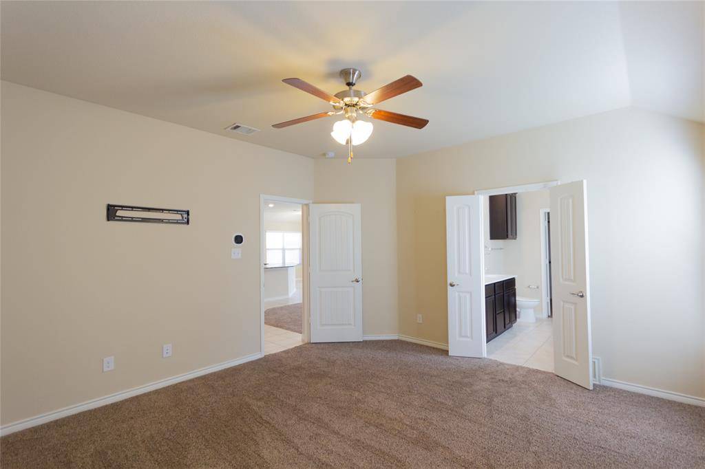 900 Lake Cypress Lane, Little Elm, TX 75068
