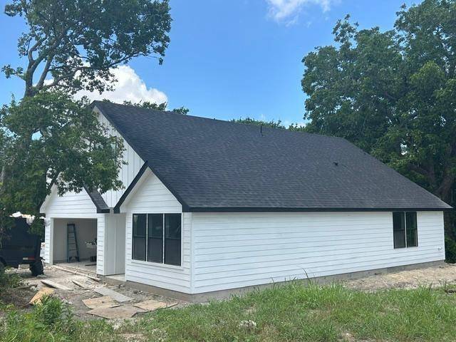 106 E Miller Street, Whitewright, TX 75491