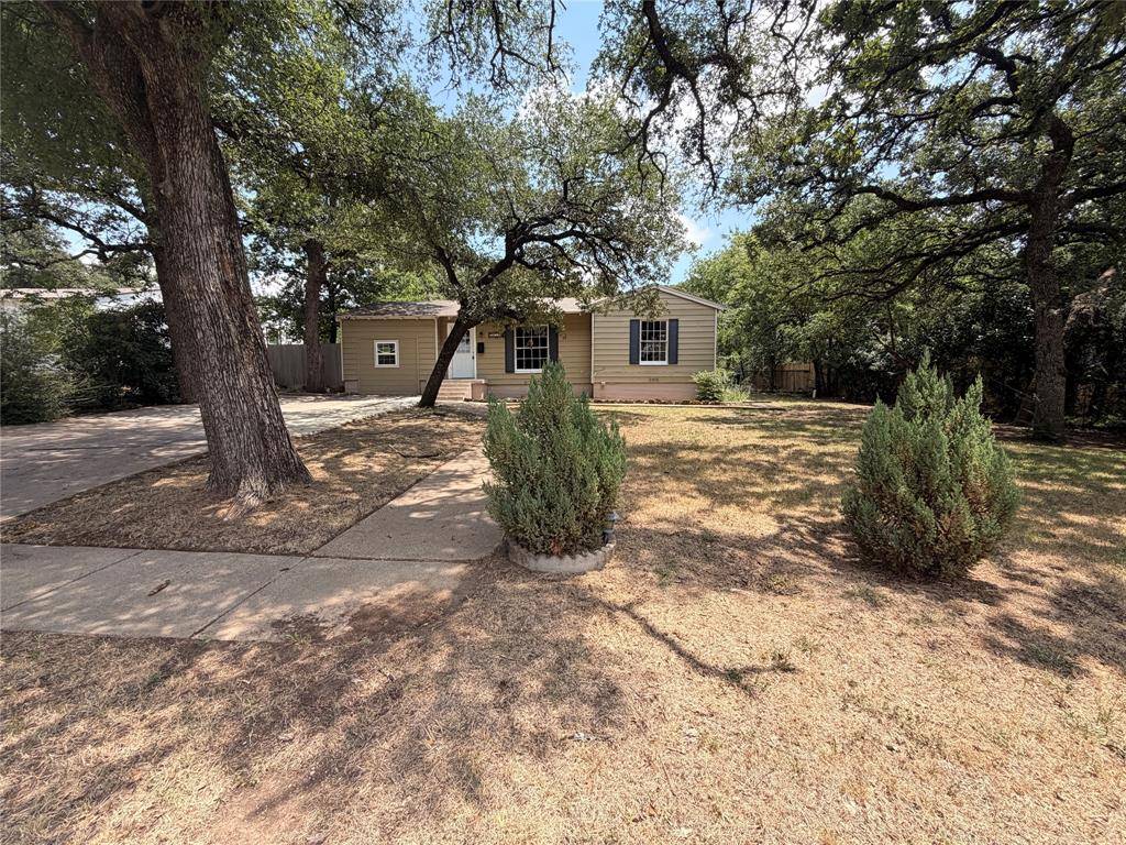 2613 Stark Street, Fort Worth, TX 76112
