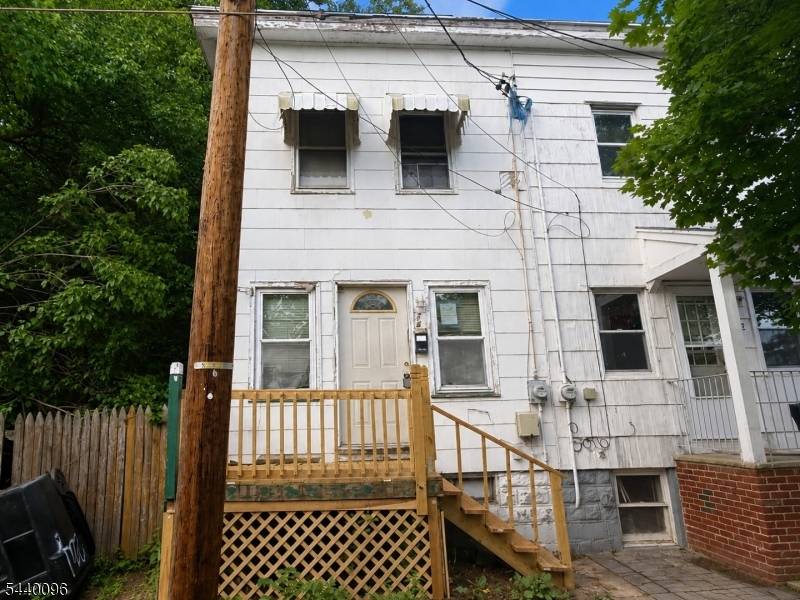 24 Johannis Pl, Plainfield City, NJ 07063