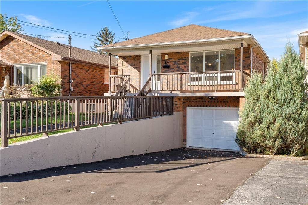 66 Ewen RD, Hamilton, ON L8S 3C5