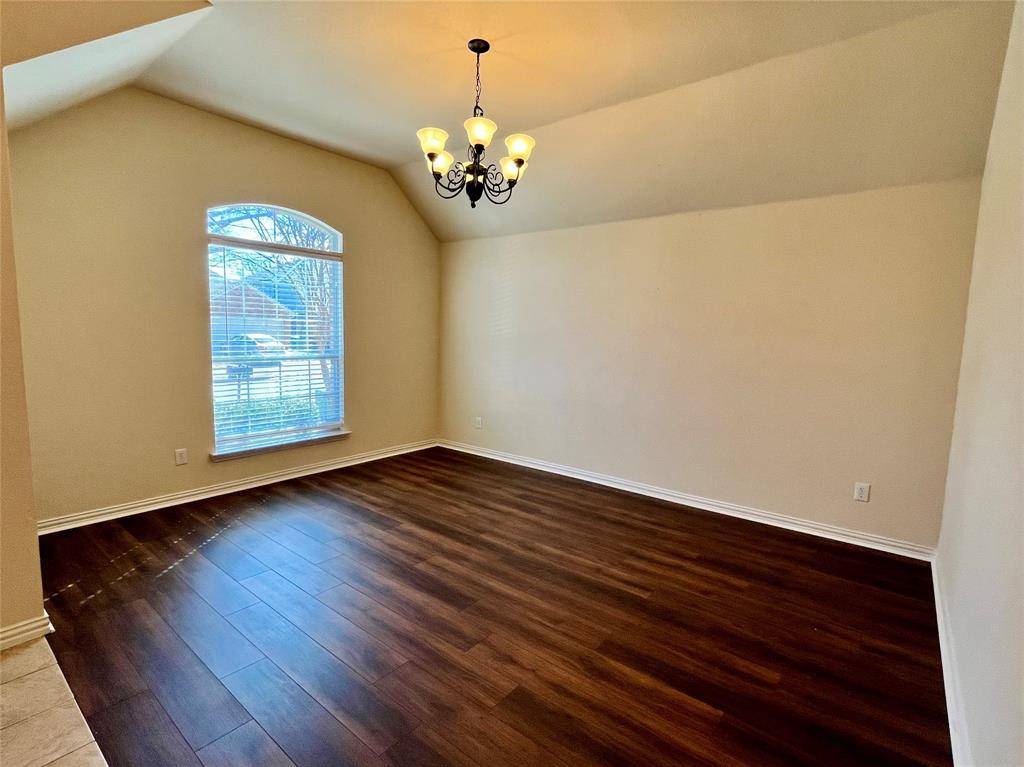 921 Raleigh Path Road, Denton, TX 76208