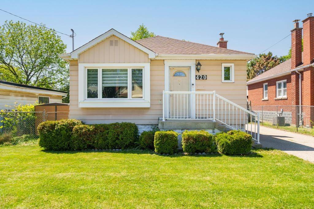 420 Upper Gage AVE, Hamilton, ON L8V 4H9
