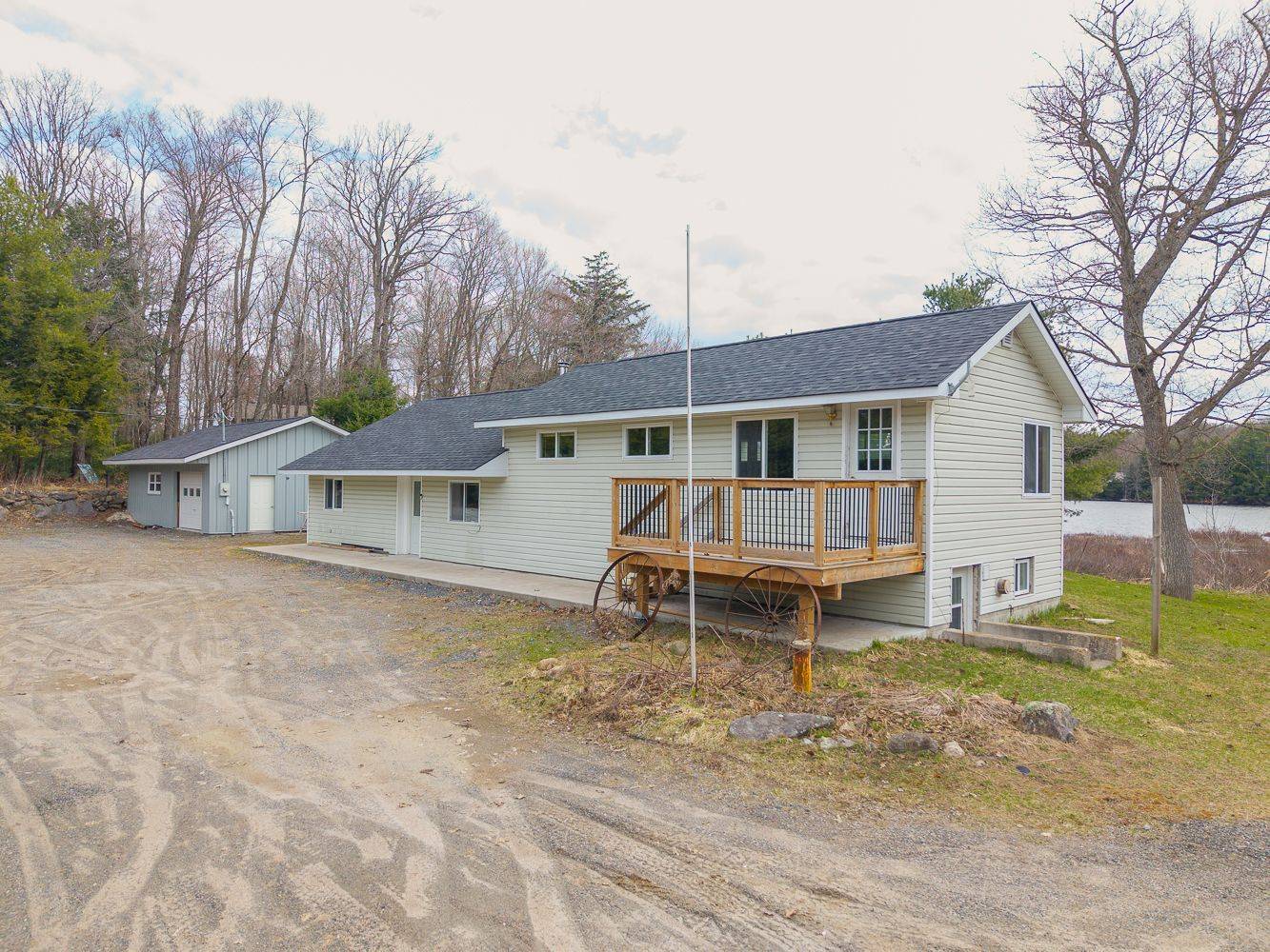 92 Blue Lake RD, Seguin, ON P2A 2W8