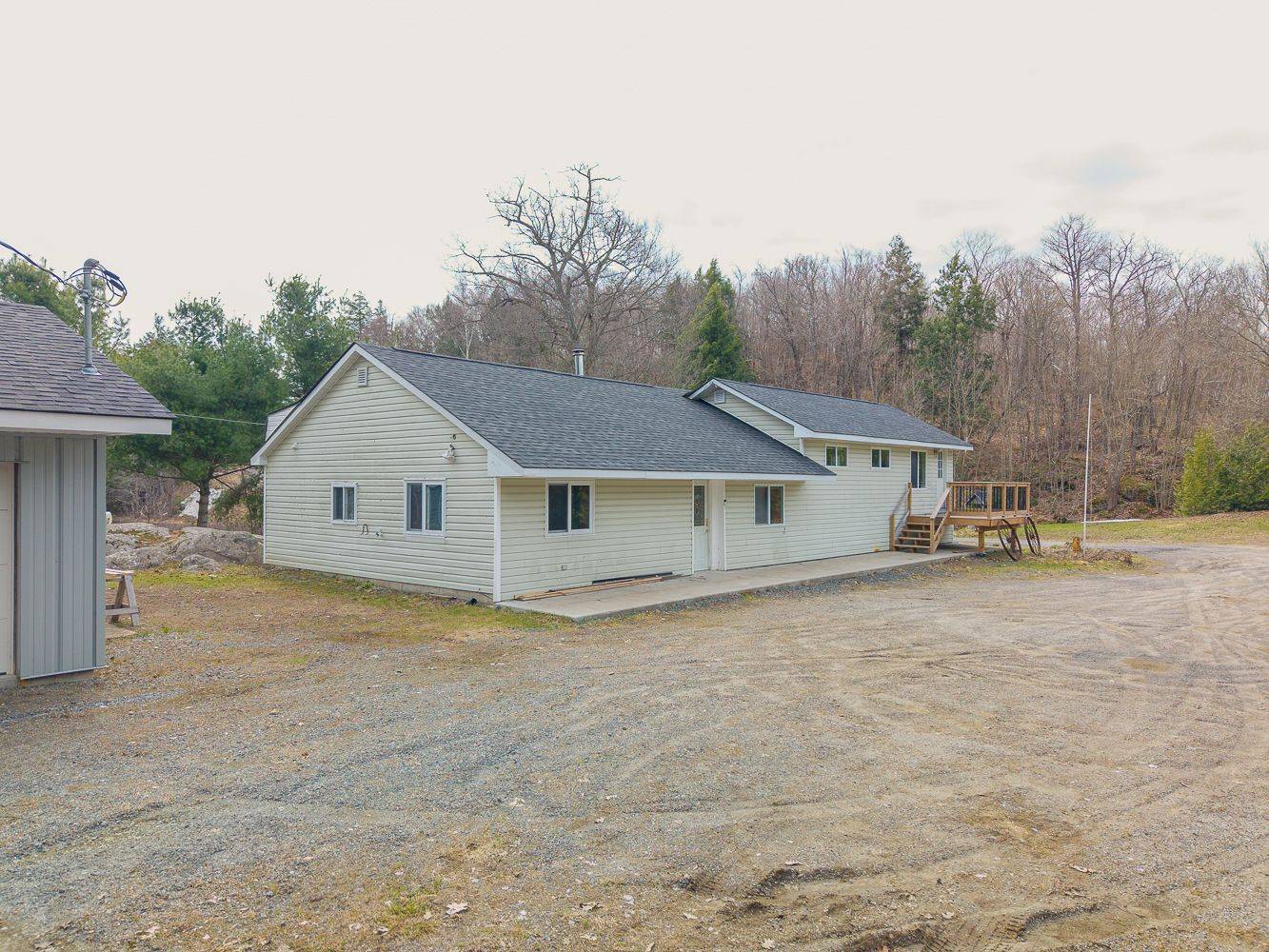 92 Blue Lake RD, Seguin, ON P2A 2W8