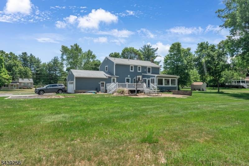 283 Floral Dr, Bridgewater Twp., NJ 08807