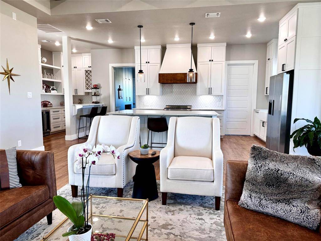 12301 Bella Sera Drive, Fort Worth, TX 76126