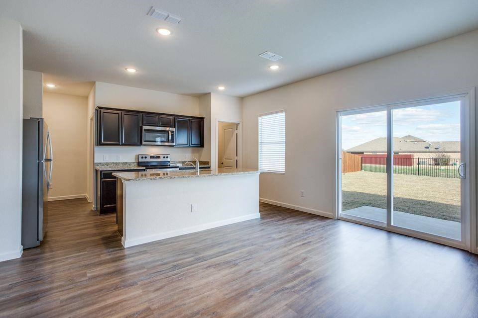 1804 Wolf Run, Anna, TX 75409