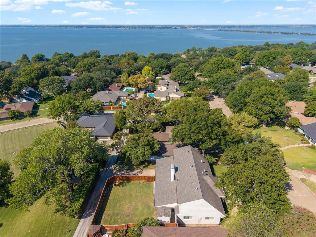 211 Rockbrook Drive, Rockwall, TX 75087