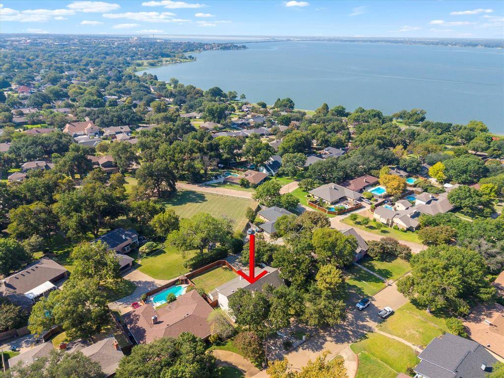 211 Rockbrook Drive, Rockwall, TX 75087