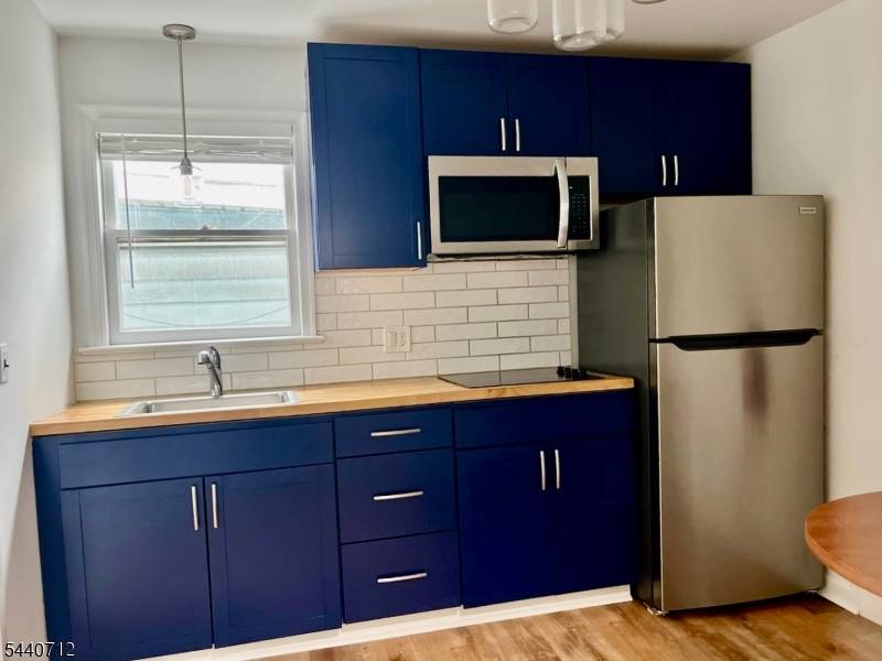 8 Newton Ave #2, Sussex Boro, NJ 07461